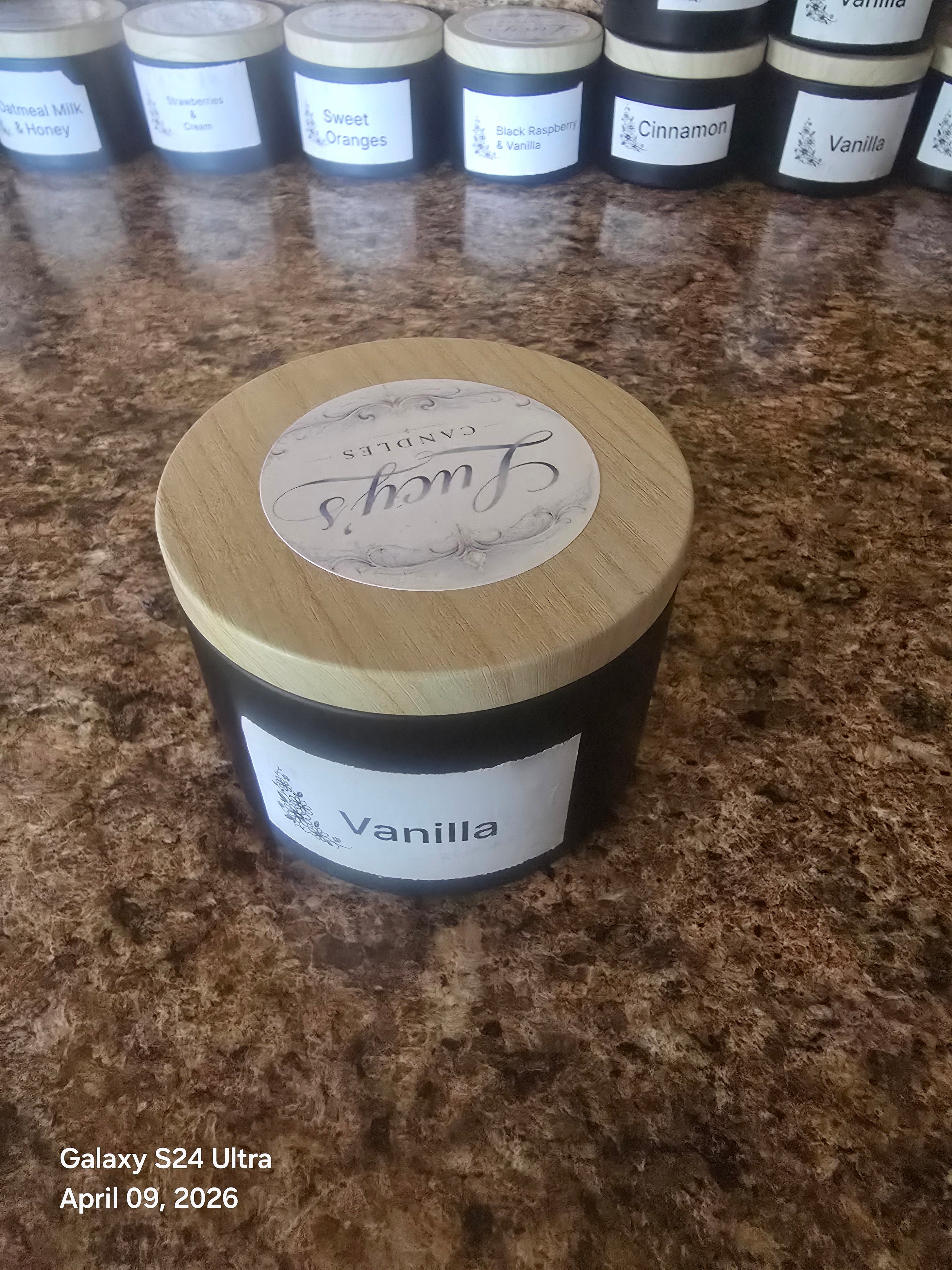 Vanilla candle large tin 8oz